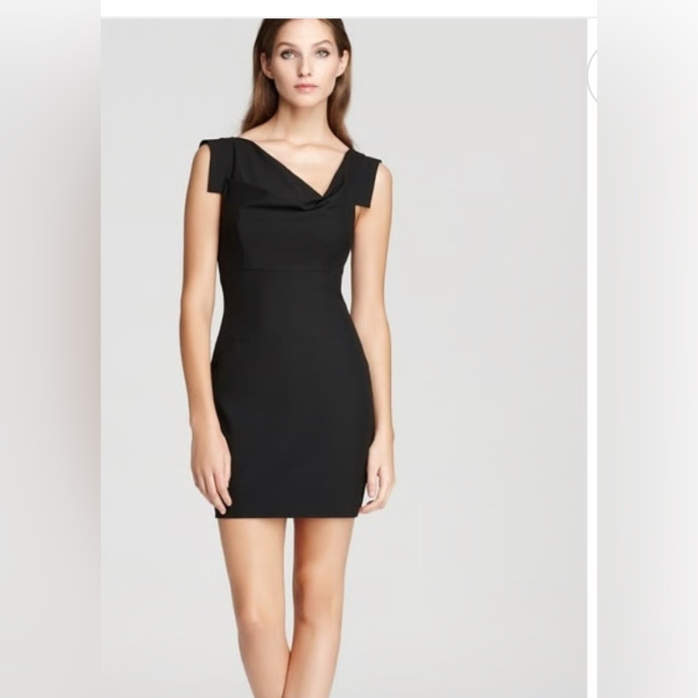 Black Halo Black Sleeveless Dress
